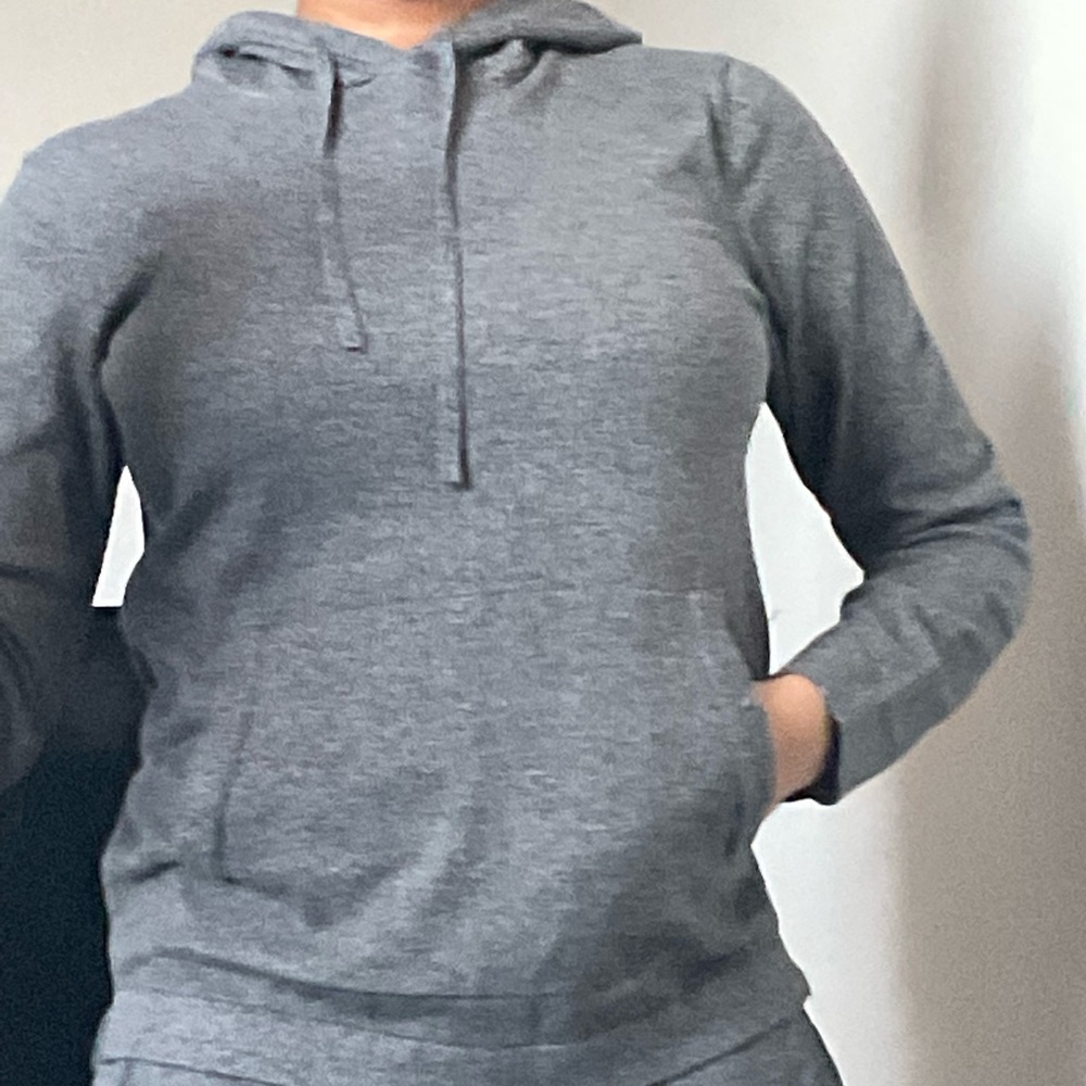 Grey Banana Republic hooded pullover